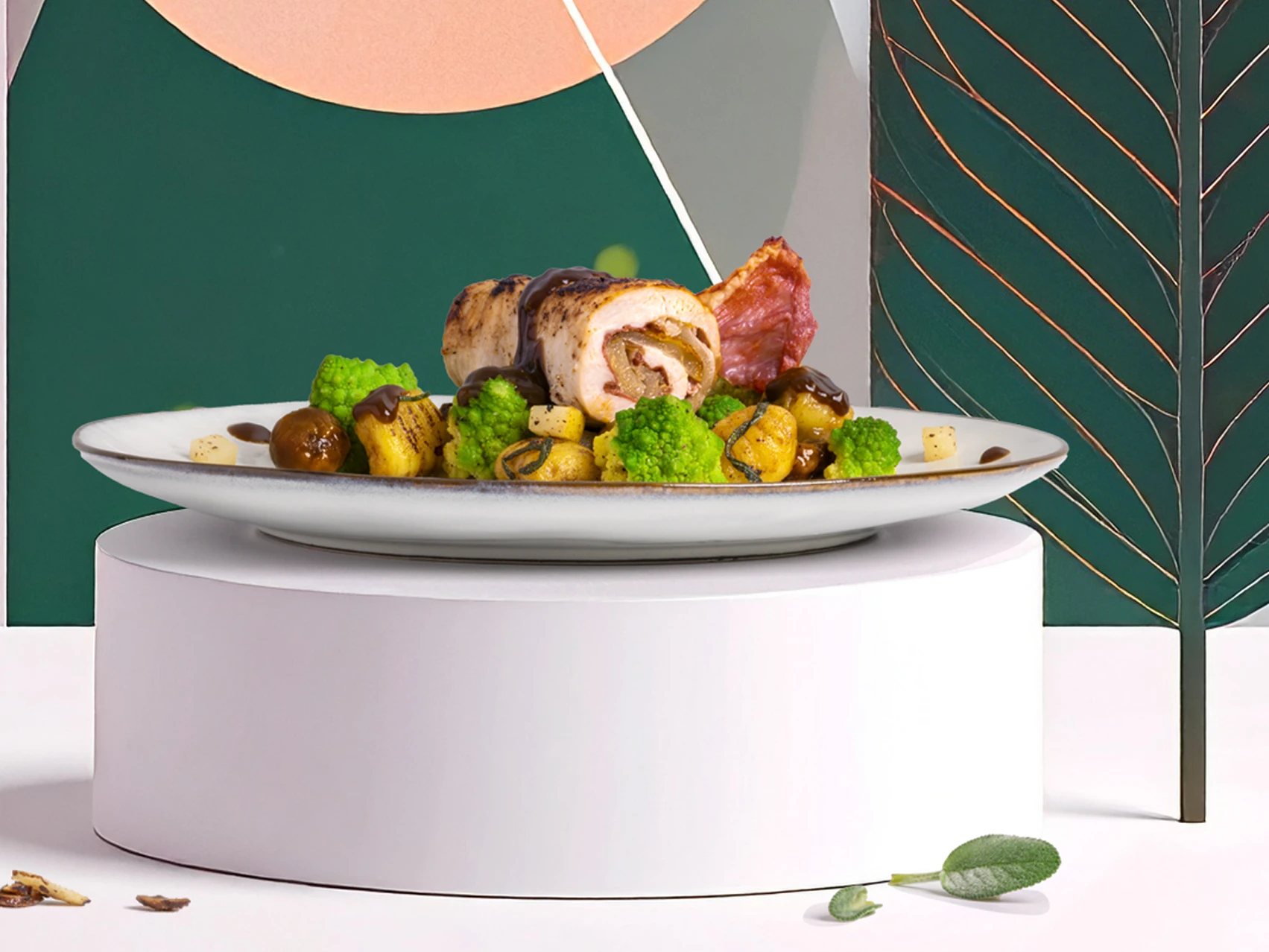 Hähnchen Involtini mit Birne Speck Romanesco und Gnocchi