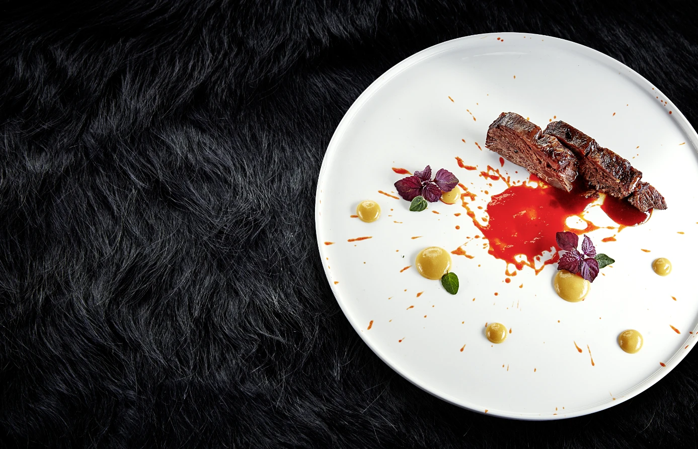 Ochsenbacken, Maronen-Mispel-Creme/ PaprikaNEN-MISPEL-CREME / PAPRIKA Volker Debus