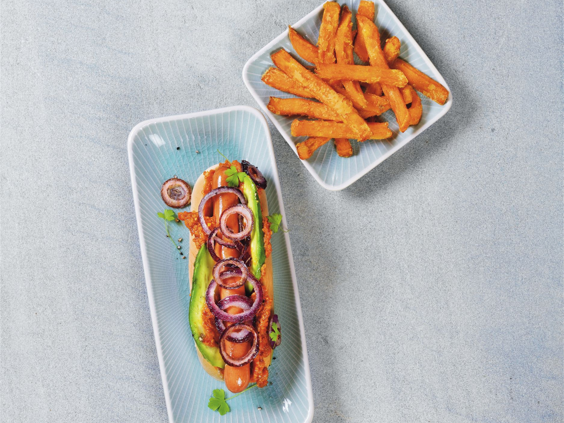 Turkey & Avocado Dog mit Süßkartoffelpommes Turkey & Avocado Dog