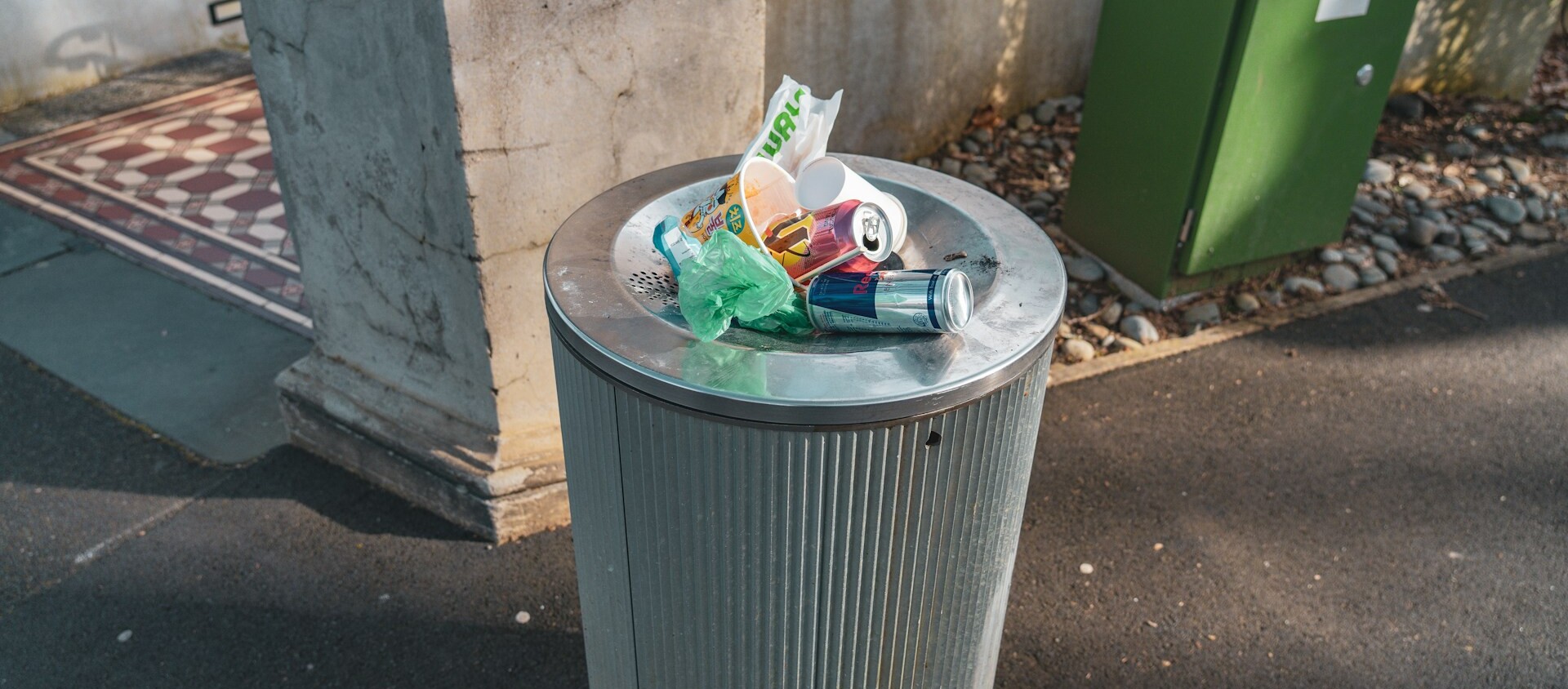 Der Verein United Against Waste (UAW) ist eine Initiative der Foodbranche, die gemeinsam mit seinen Mitgliedern, zu denen auch der Service-Bund gehört, praktische Lösungen zur Reduzierung von Lebensmittelabfällen zur Verfügung stellt. Mit der Sales-Report Redaktion spricht der neue Geschäftsführer Frank E. Bußmann darüber, wie man als Betrieb das Thema Foodwaste angehen kann.