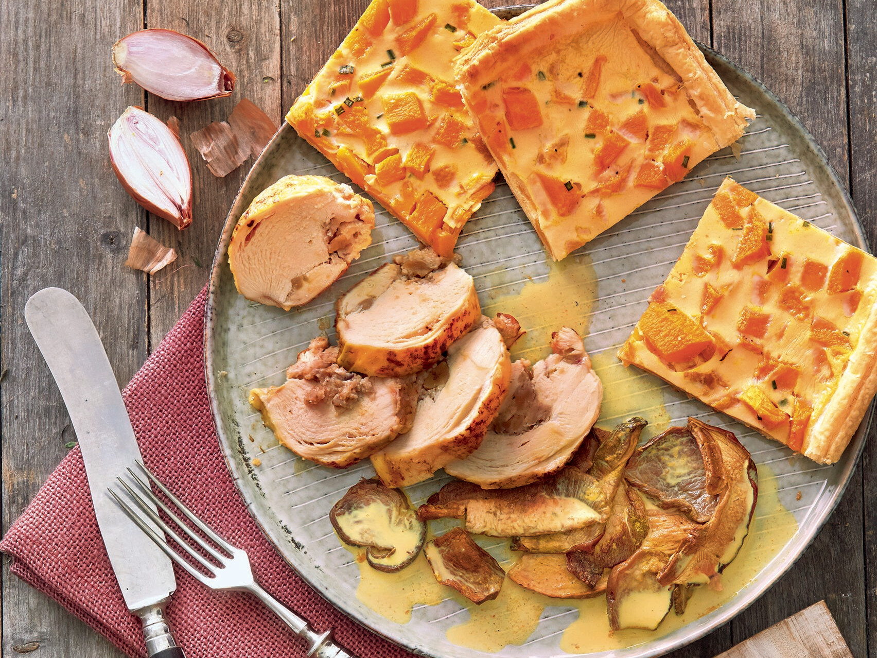 Gefüllte Perlhuhnbrust butternuss-kürbistarte