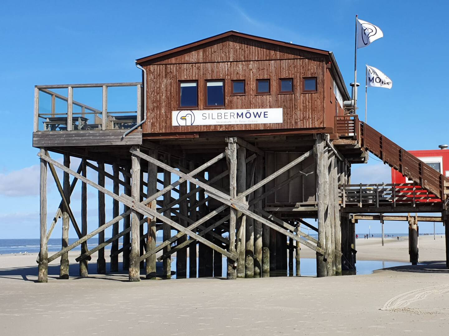 Für jedes Wetter gerüstet Strandcafe Silbermoewe
