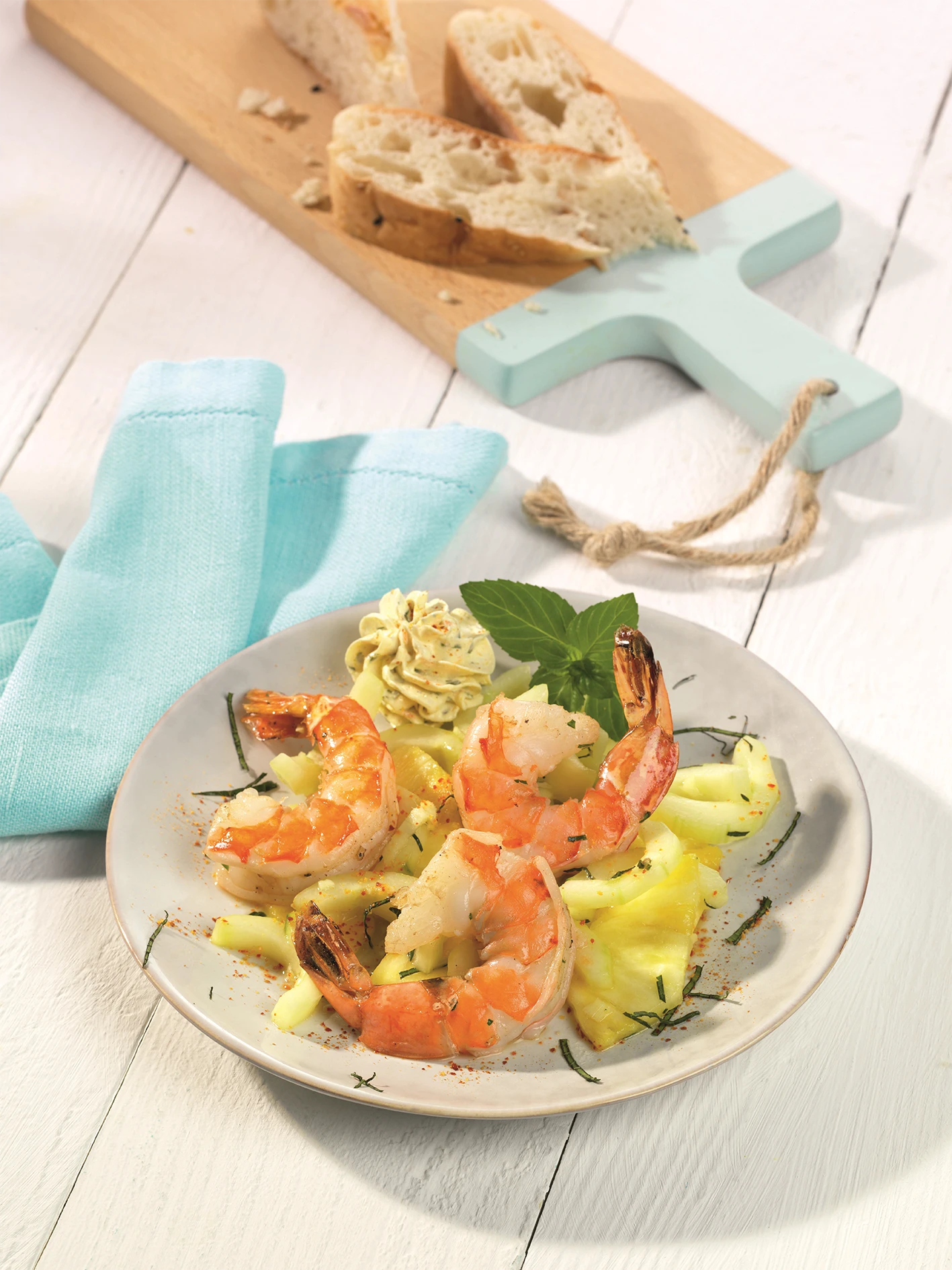 Mermaid King Prawns vom Grill / Orangen-Koriander-Butter / Gurken-Ananas-Salat Mermaid King Prawns vom Grill / Orangen-Koriander-Butter / Gurken-Ananas-Salat