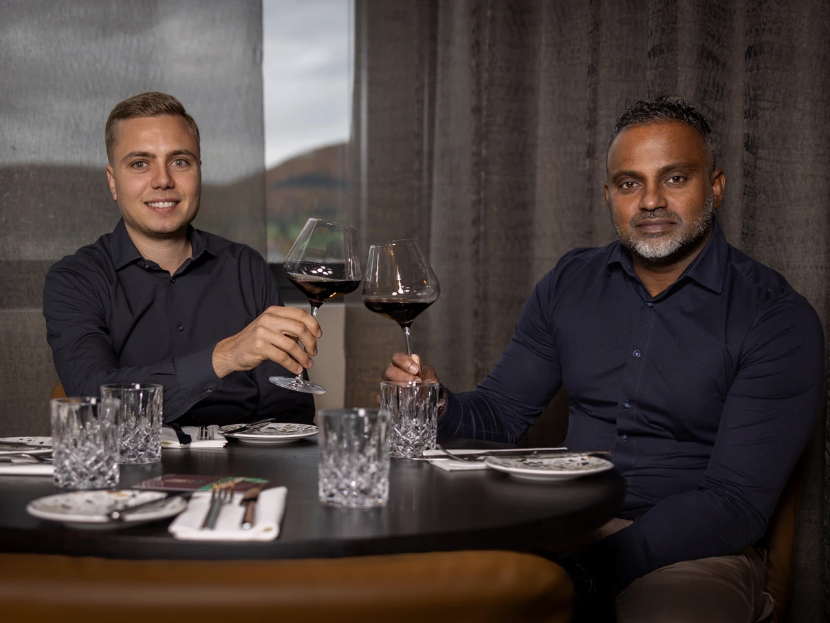 Seit vielen Jahren ein Dream-Team: Patrick Bieg (Key-Accounter OMEGA SORG, l.) und Sridevan Sriskandarajah (r.)