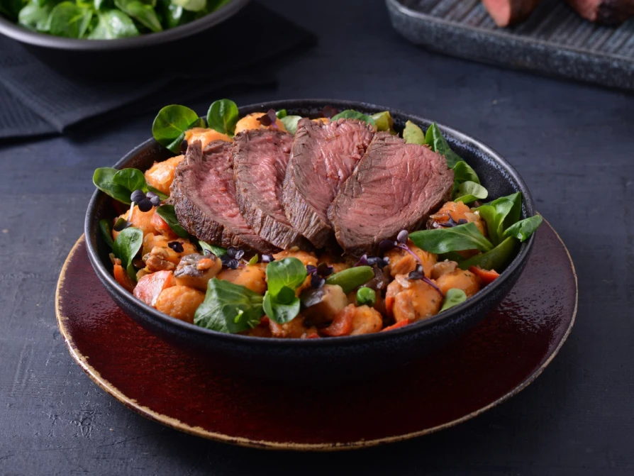 Gnocci-Süßkartoffel-Pot mit Rodeo Steakhüfte Gnocci-Süßkartoffel-Pot mit Rodeo Steakhüfte