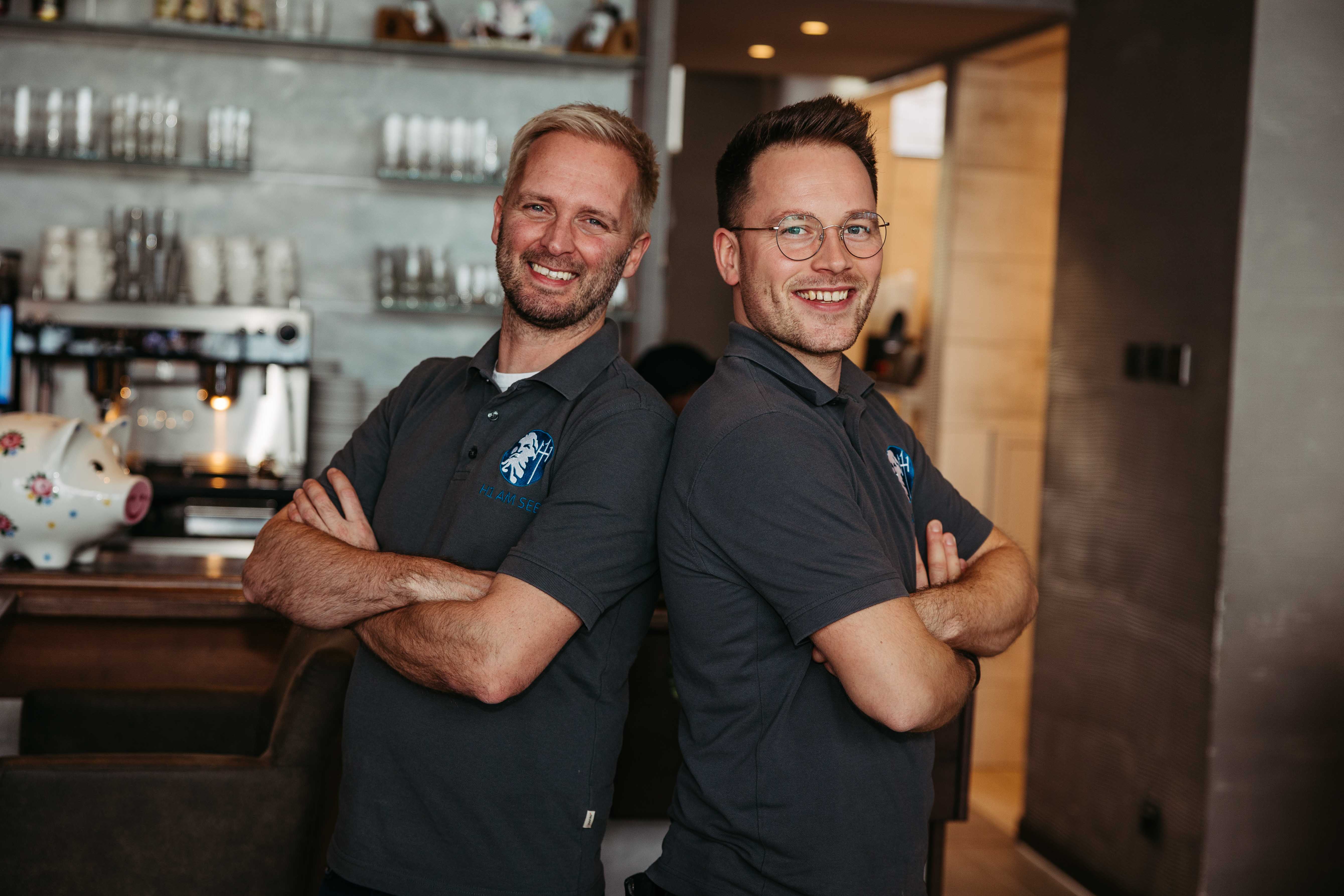 Leiten das H1 am See mit ganzem Herzen: André Wiese (links) und sein Ehemann Manuel Rohleder