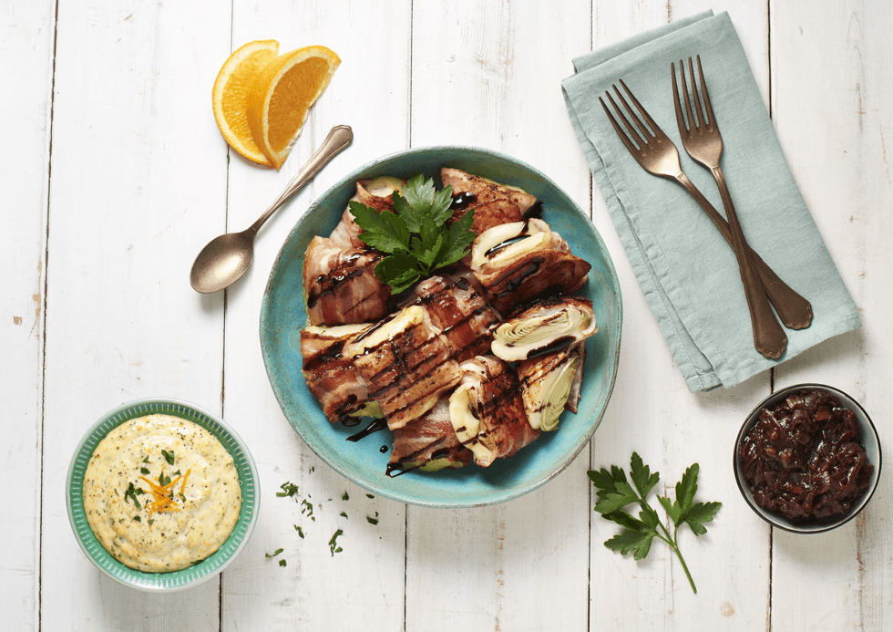 Mozzarella und Artischocke im Speckmantel mit Orangen-Knoblauch-Aioli ...