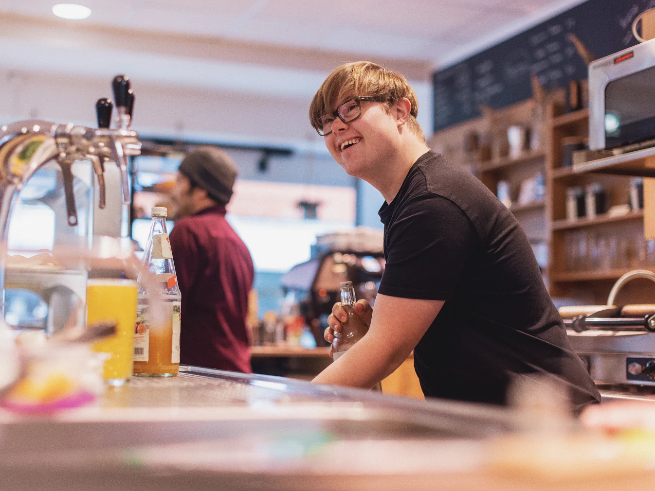 Mitarbeiter im Café Senza Limiti Mitarbeiter im Café Senza Limiti