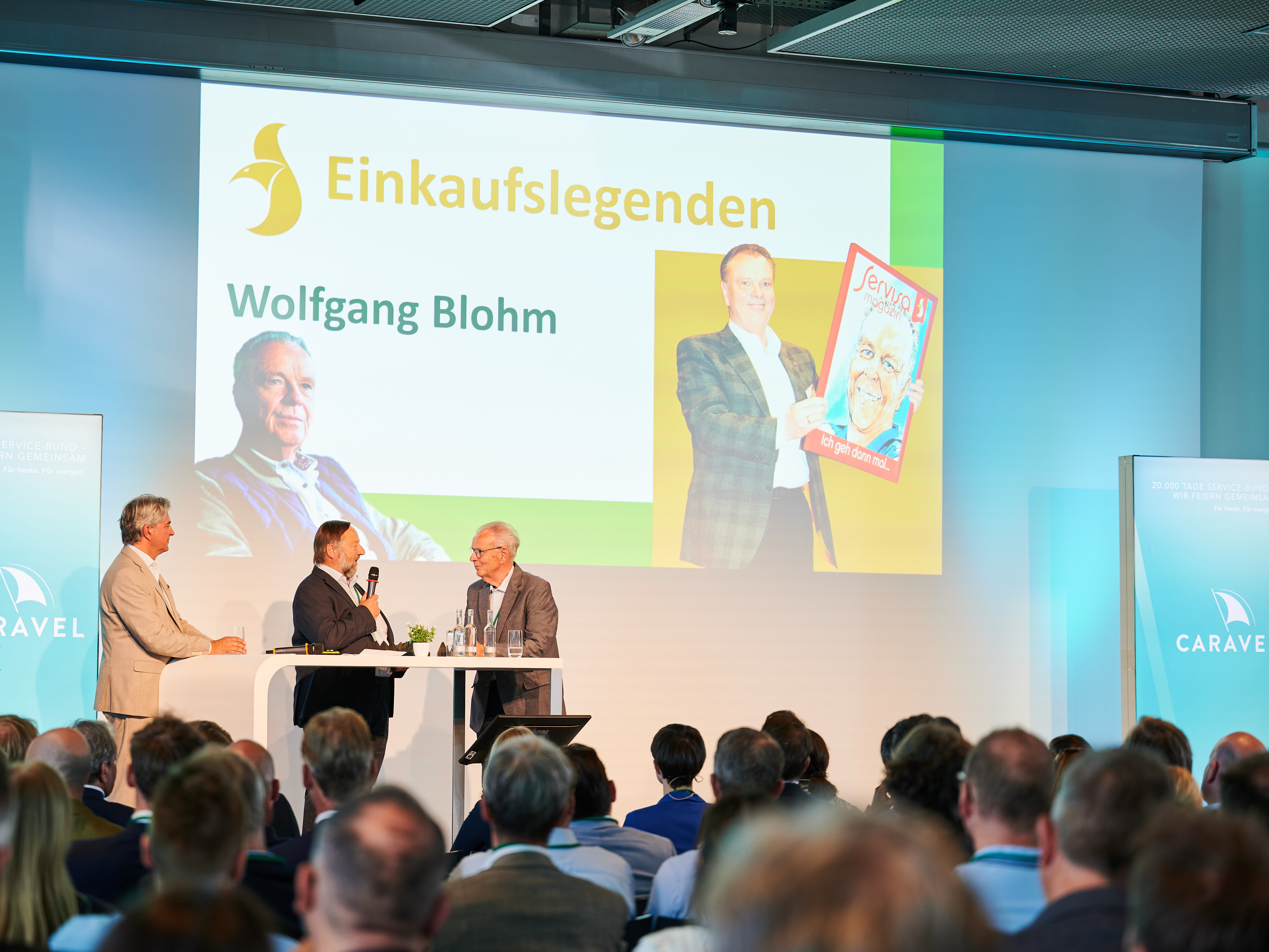 Gemeinsam mit Mitarbeitenden, Gesellschafterinnen und Gesellschafter der Service-Bund Unternehmen sowie Kooperationspartnern und Lieferanten traf man sich am 17. Juni 2026 in Lübeck, um 20.000 Tage Service-Bund zu feiern.